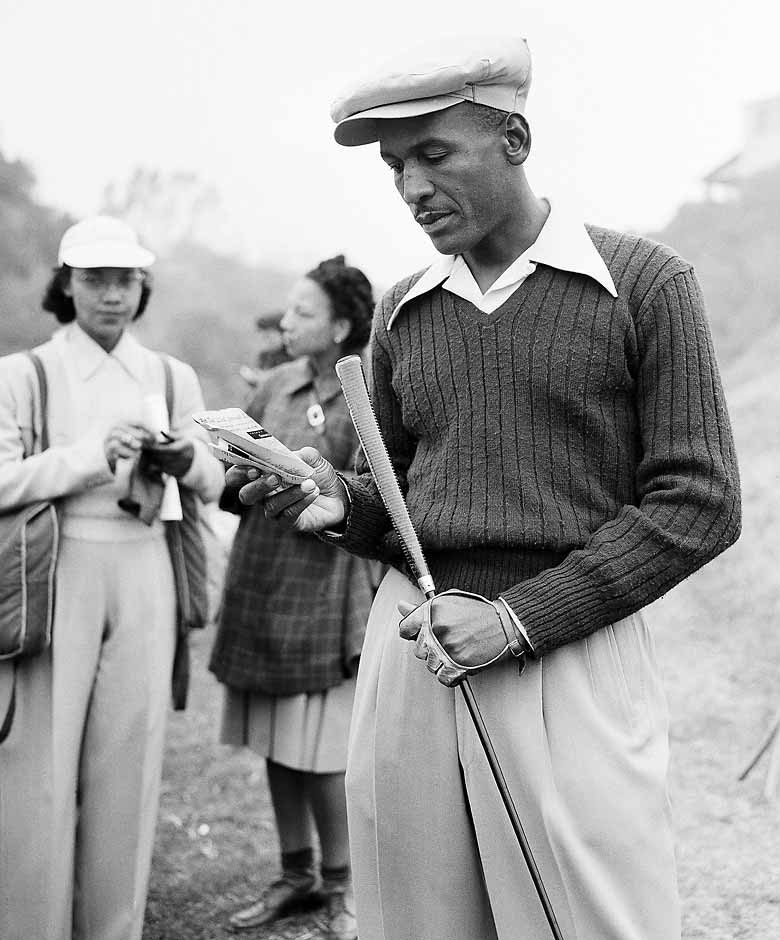 Bill Spiller with golf clubs